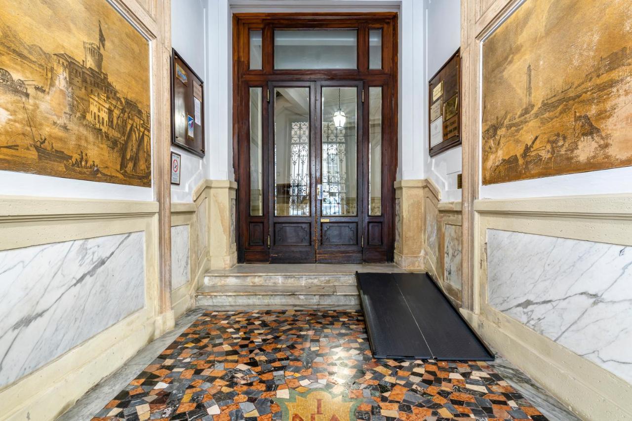 Livorno Central Flat-2 Min Walk The Cathedral! Exterior photo